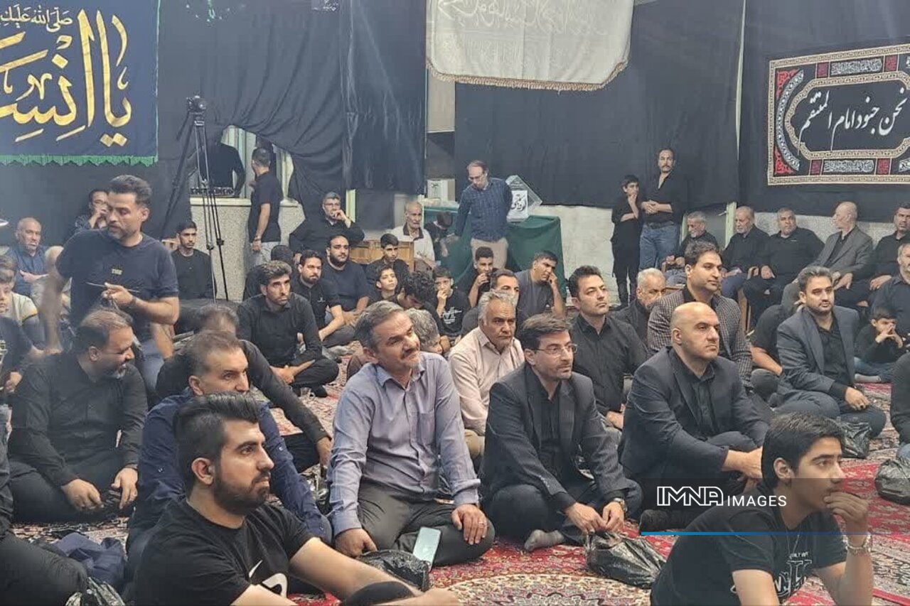 مراسم عزاداری اباعبدالله الحسین (ع) جلوهای از ایمان و عشق مردم به آرمانهای حسینی است