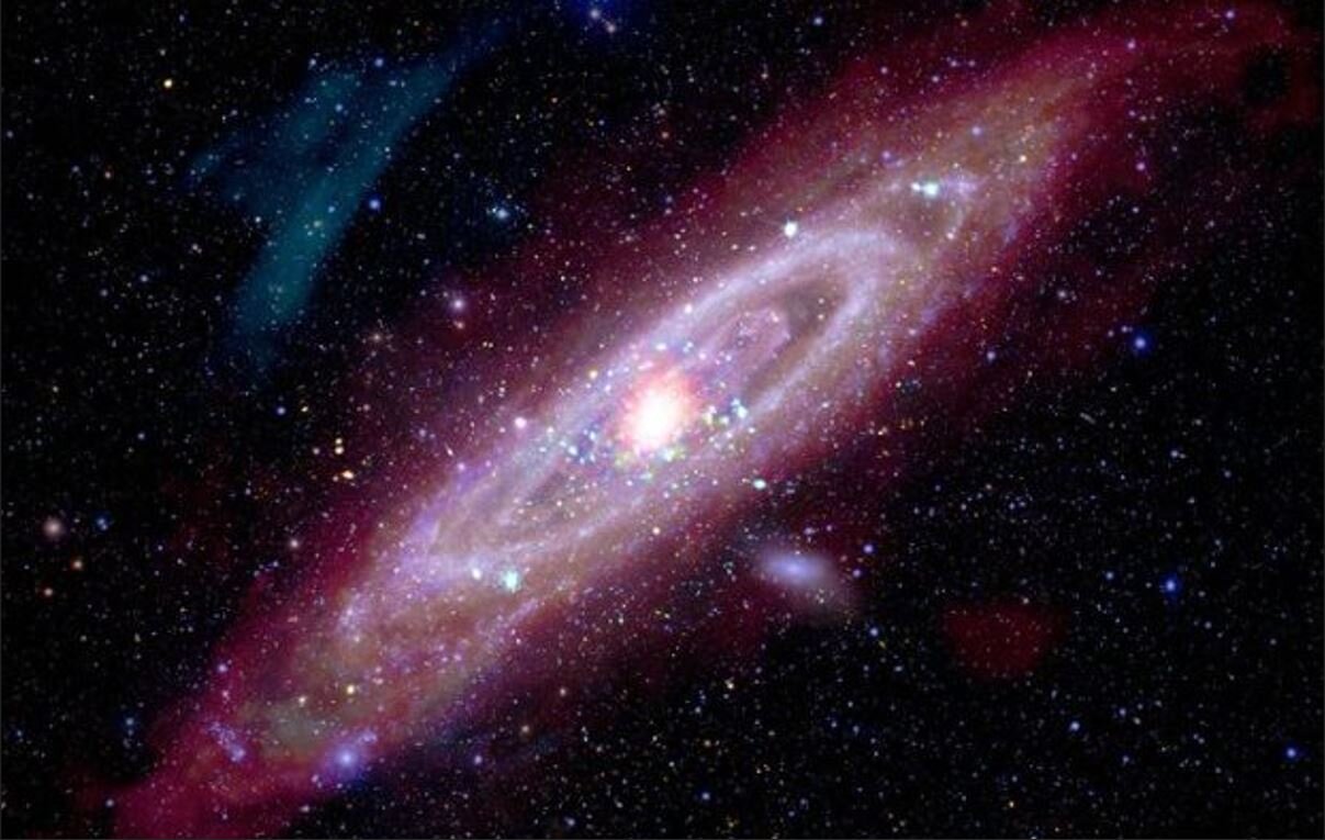 ناسا تصویری پانورامیک از کهکشان آندرومدا منتشر کرد