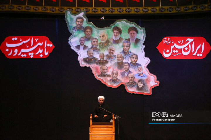 عزاداری شب چهارم محرم در هیئت یادگاران امام(ره)