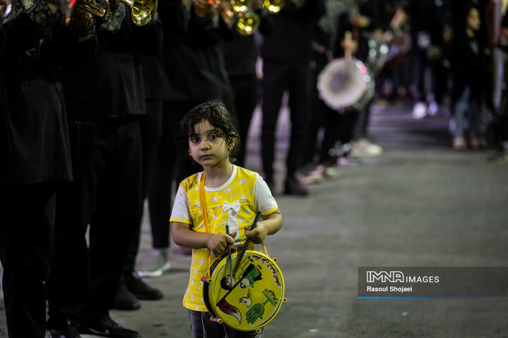 عزاداری زنجیرزنان رهنانی در دهه اول محرم