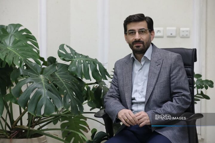 مکانیزه‌سازی پل‌های عابرپیاده خیابان پروین گامی مهم در ارتقای ایمنی و رفاه شهروندان
