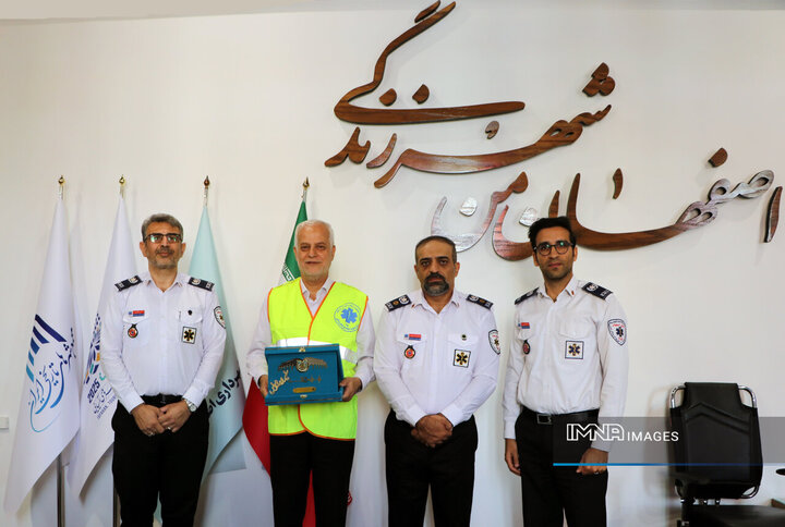 شهردار اصفهان سفیر افتخاری اورژانس شد