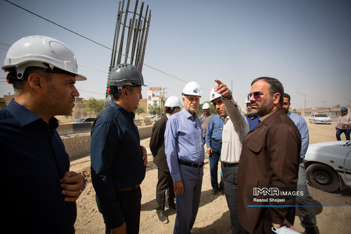 بازدید شهردار اصفهان از پروژه‌های منطقه 14