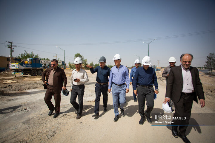 بازدید شهردار اصفهان از پروژه‌های منطقه 14