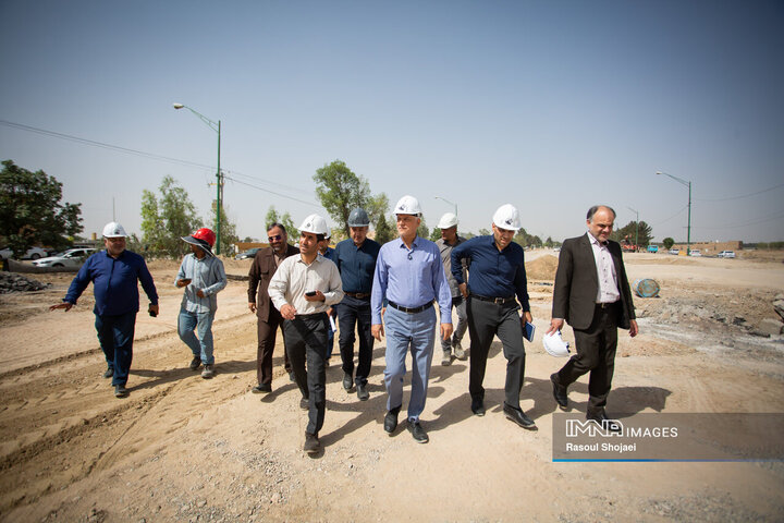 بازدید شهردار اصفهان از پروژه‌های منطقه 14