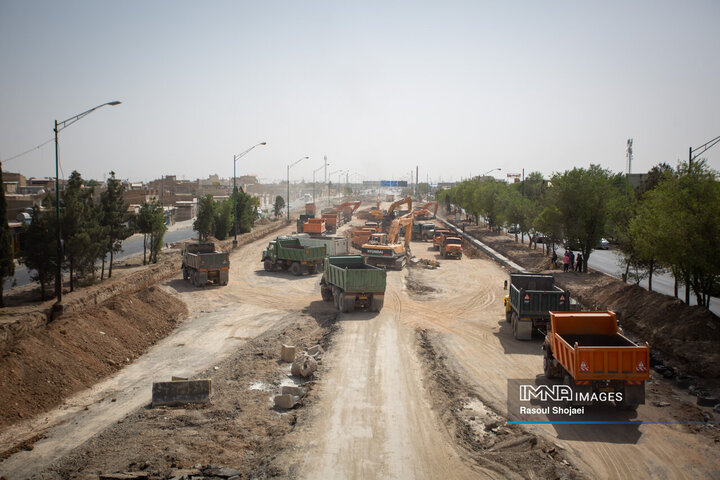 بازدید شهردار اصفهان از پروژه‌های منطقه 14