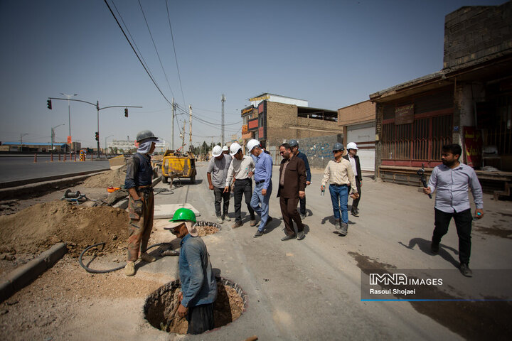 بازدید شهردار اصفهان از پروژه‌های منطقه 14