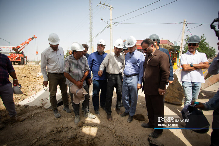 بازدید شهردار اصفهان از پروژه‌های منطقه 14