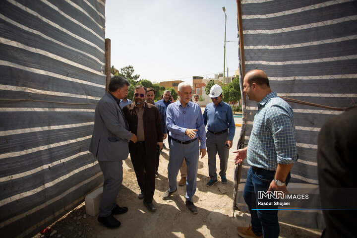 بازدید شهردار اصفهان از پروژه‌های منطقه 14