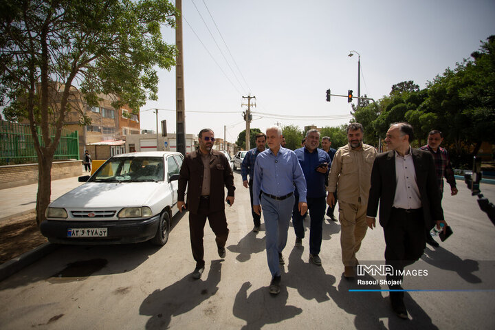 بازدید شهردار اصفهان از پروژه‌های منطقه 14
