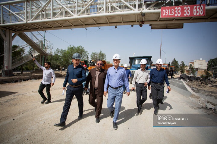 بازدید شهردار اصفهان از پروژه‌های منطقه 14