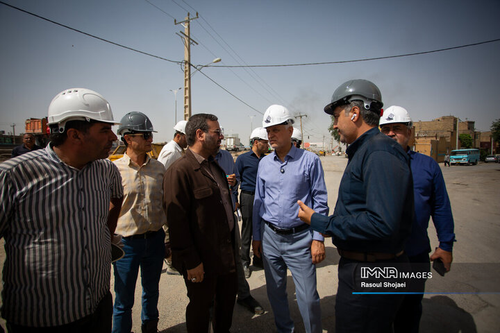 بازدید شهردار اصفهان از پروژه‌های منطقه 14