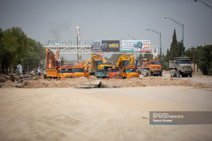 بازدید شهردار اصفهان از پروژه‌های منطقه 14