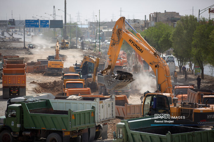 بازدید شهردار اصفهان از پروژه‌های منطقه 14