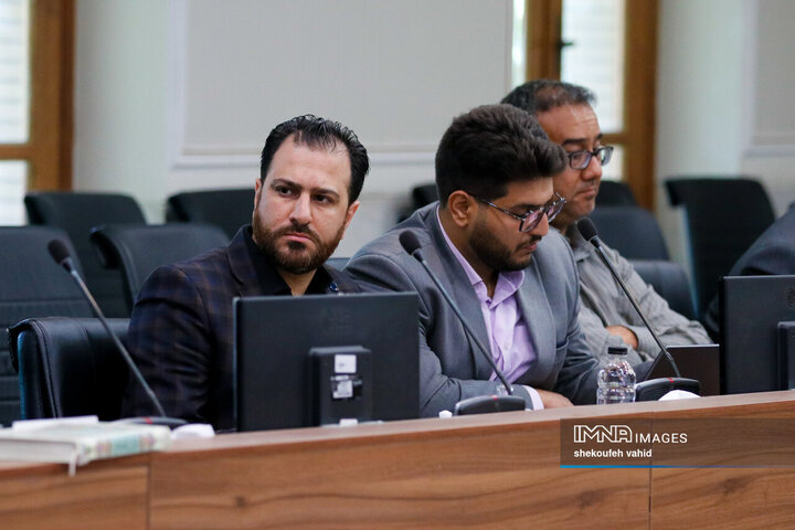 جلسه توسعه شرق استان اصفهان