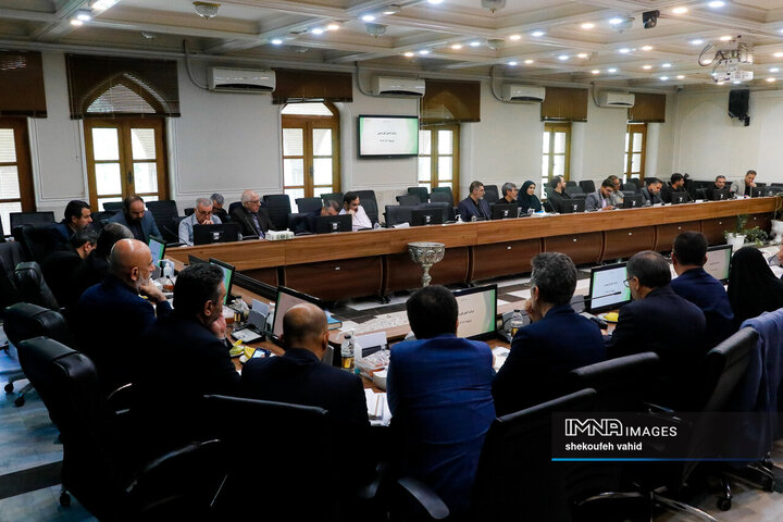 جلسه توسعه شرق استان اصفهان