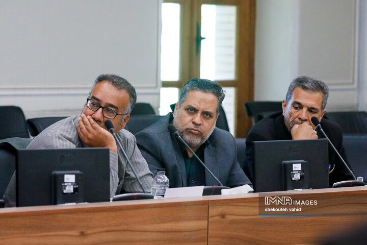 جلسه توسعه شرق استان اصفهان