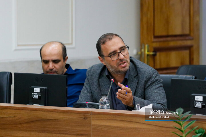 جلسه توسعه شرق استان اصفهان