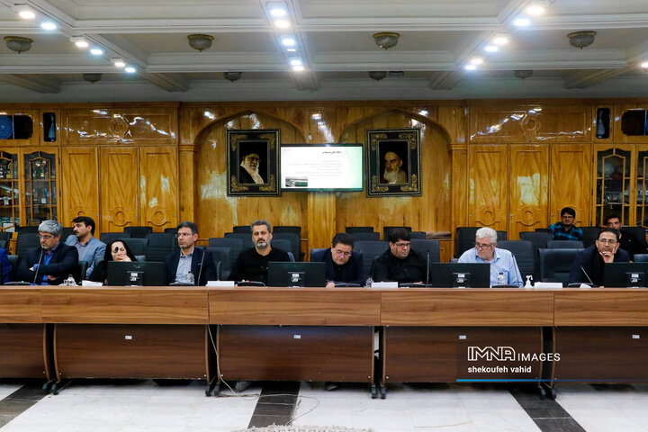 جلسه توسعه شرق استان اصفهان