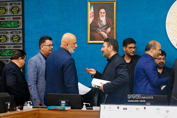 جلسه توسعه شرق استان اصفهان