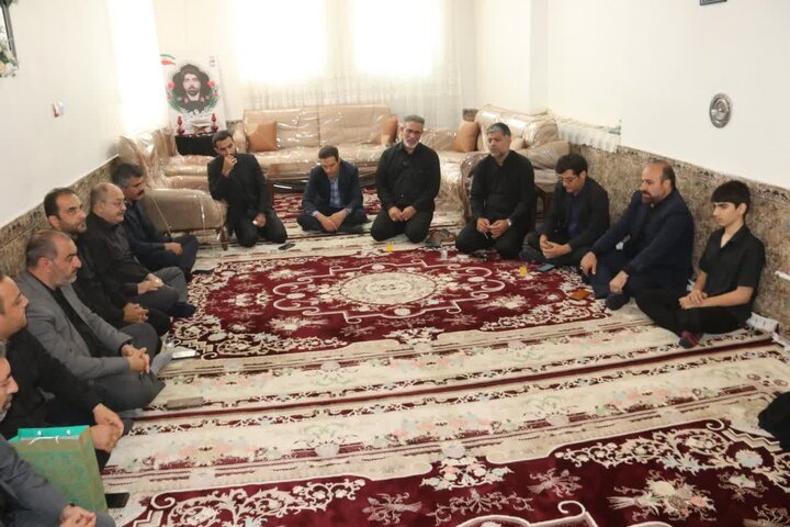 دیدار با خانواده شهدا، توفیقی برای خدمتگزاران مردم است