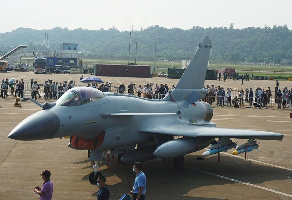 جنگنده چینی J۱۰C چه تواناییهایی دارد؟+ جزئیات و عکس