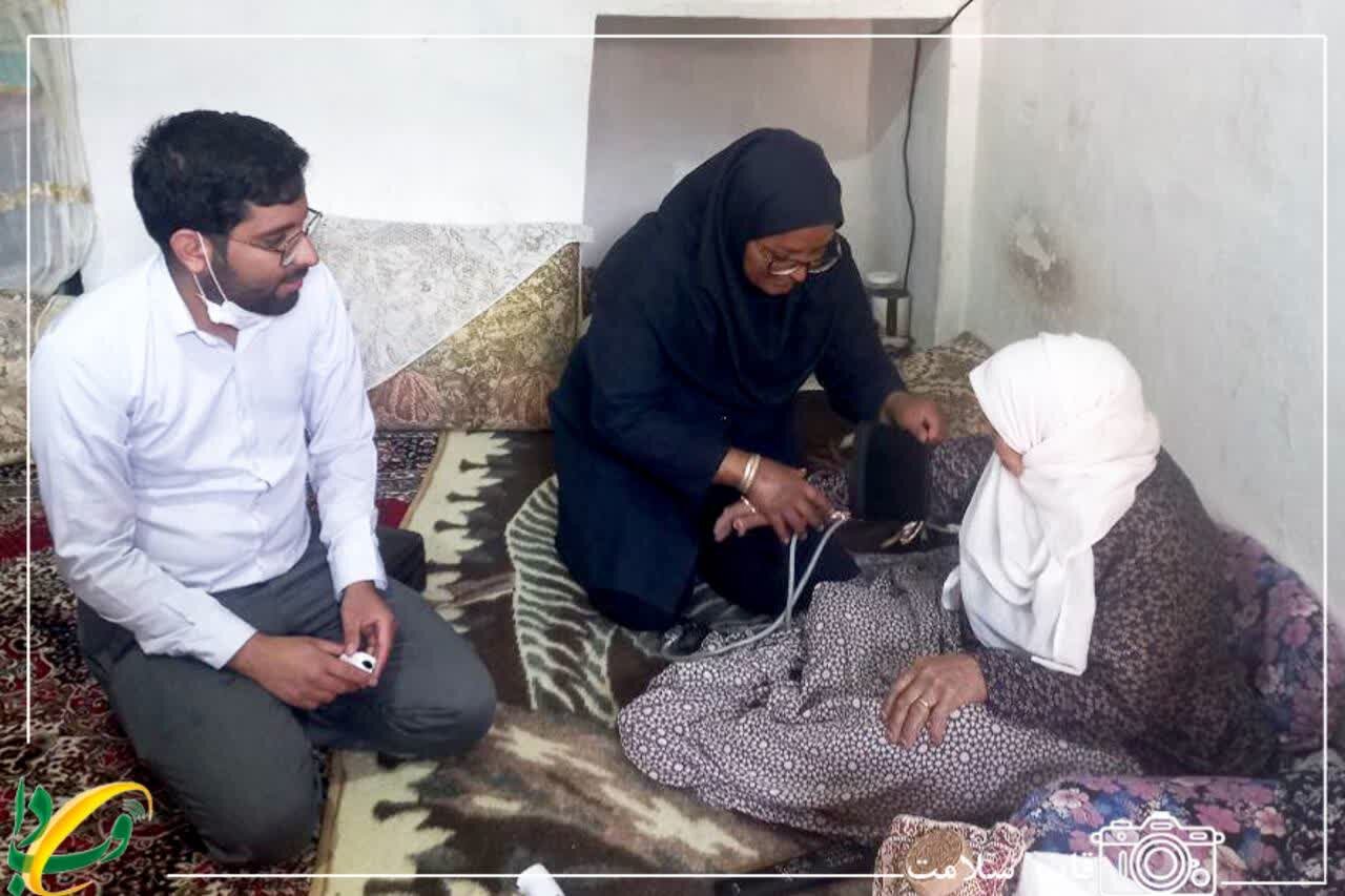 از اجرای زیبای سرود مقابل ساختمان شیشهای صداوسیما تا قابی از سلامت و تلاش جهادگران