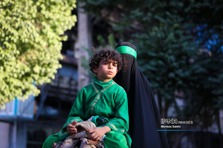 کاروان نمادین کربلا در مبارکه