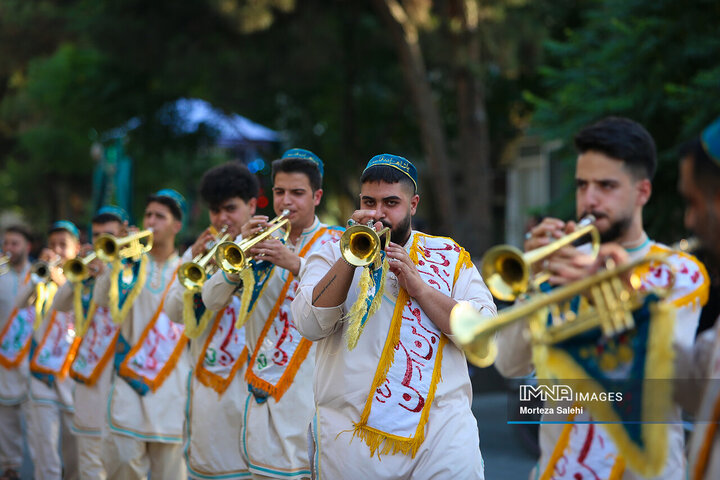 کاروان نمادین کربلا در مبارکه
