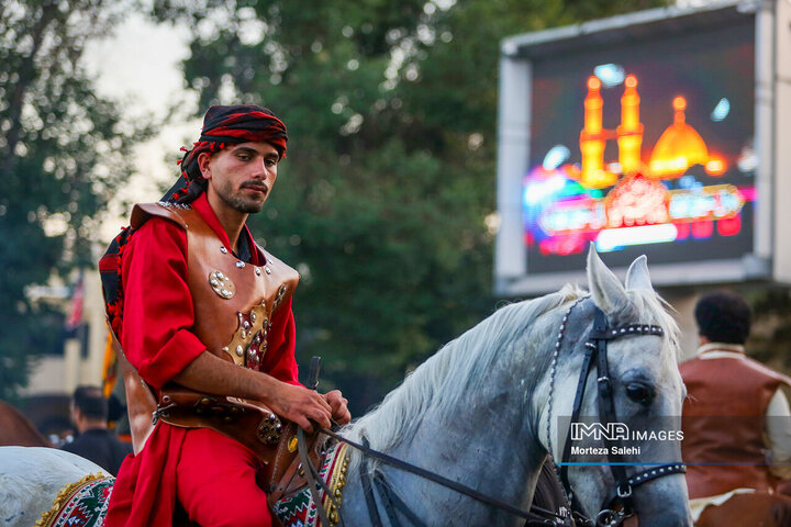 کاروان نمادین کربلا در مبارکه