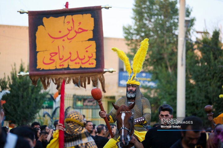 کاروان نمادین کربلا در مبارکه