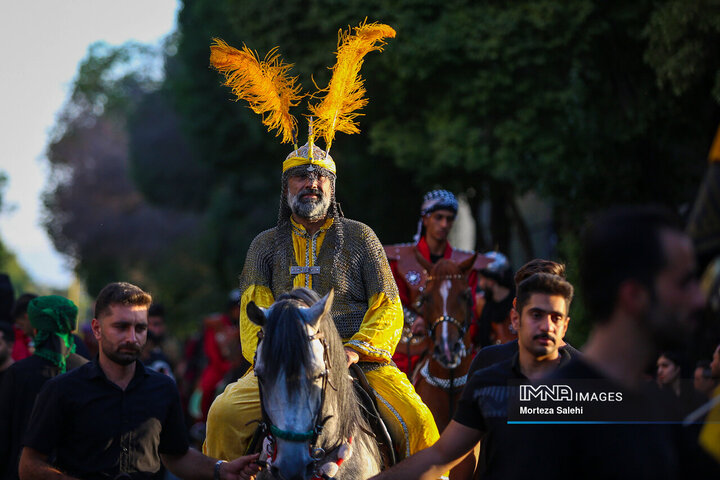 کاروان نمادین کربلا در مبارکه