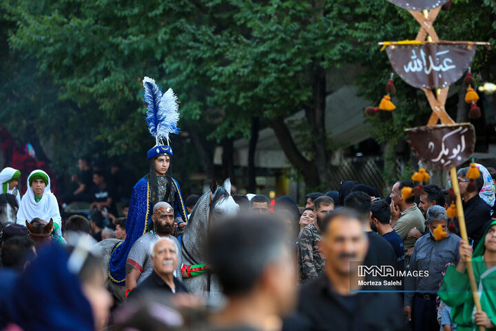 کاروان نمادین کربلا در مبارکه