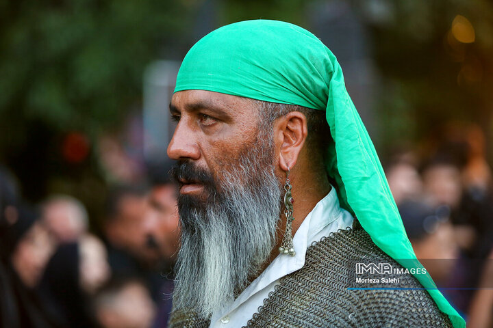 کاروان نمادین کربلا در مبارکه