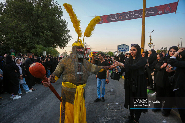 کاروان نمادین کربلا در مبارکه