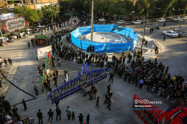 کاروان نمادین کربلا در مبارکه