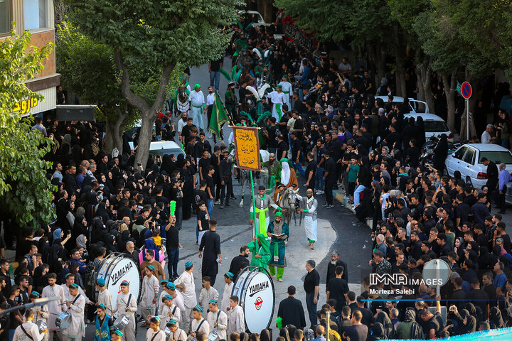 کاروان نمادین کربلا در مبارکه