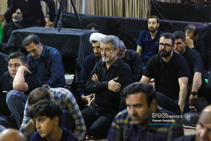 عزاداری شب پنجم محرم در هیئت رهپویان وصال