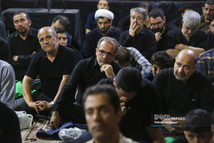 عزاداری شب پنجم محرم در هیئت رهپویان وصال