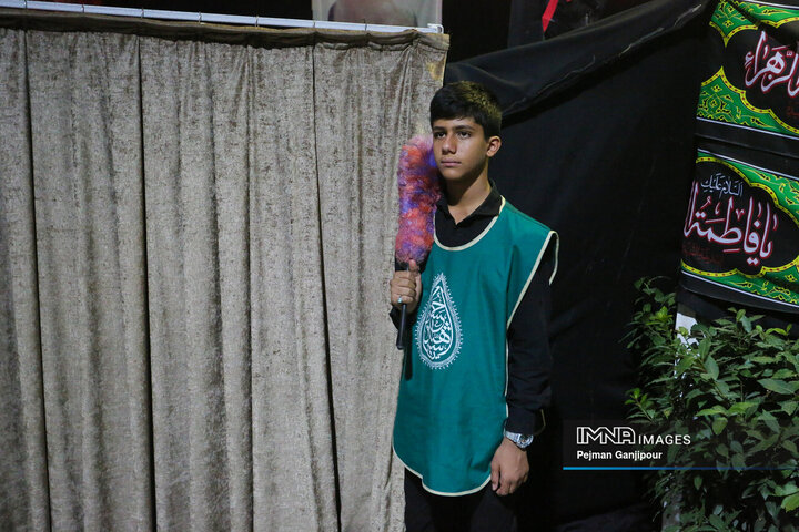 عزاداری شب پنجم محرم در هیئت رهپویان وصال