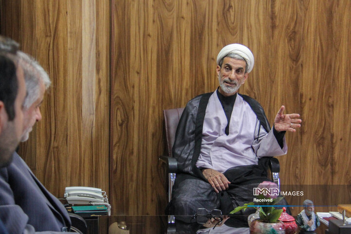 دیدار اعضای شورای اسلامی شهر با رئیس کل دادگستری اصفهان