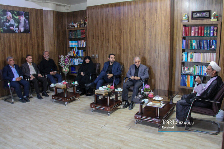 دیدار اعضای شورای اسلامی شهر با رئیس کل دادگستری اصفهان