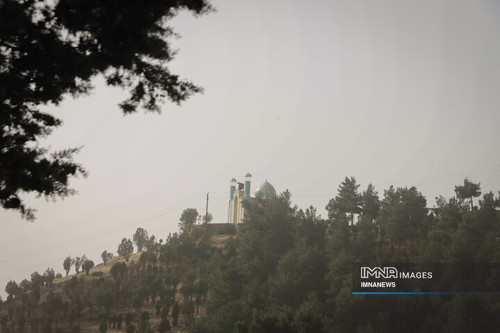 گردوغبار میهمان آسمان سنندج