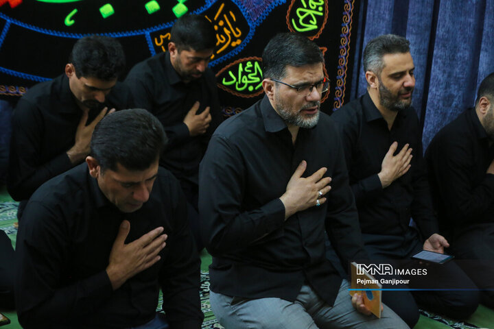 عزاداری دهه اول محرم در شهرداری مرکزی اصفهان