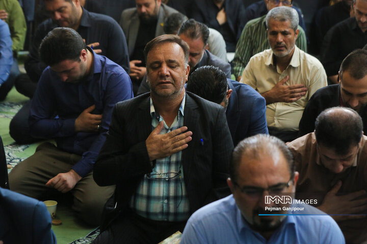 عزاداری دهه اول محرم در شهرداری مرکزی اصفهان