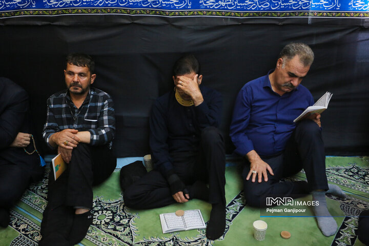 عزاداری دهه اول محرم در شهرداری مرکزی اصفهان
