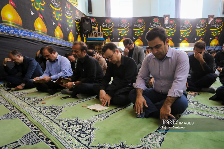 عزاداری دهه اول محرم در شهرداری مرکزی اصفهان