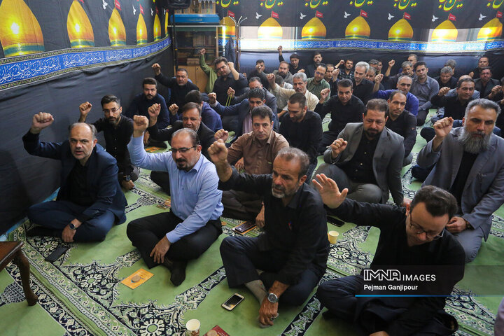 عزاداری دهه اول محرم در شهرداری مرکزی اصفهان
