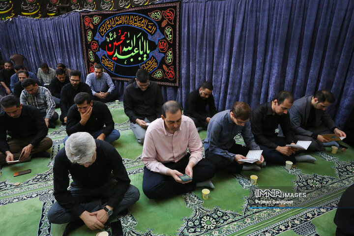عزاداری دهه اول محرم در شهرداری مرکزی اصفهان