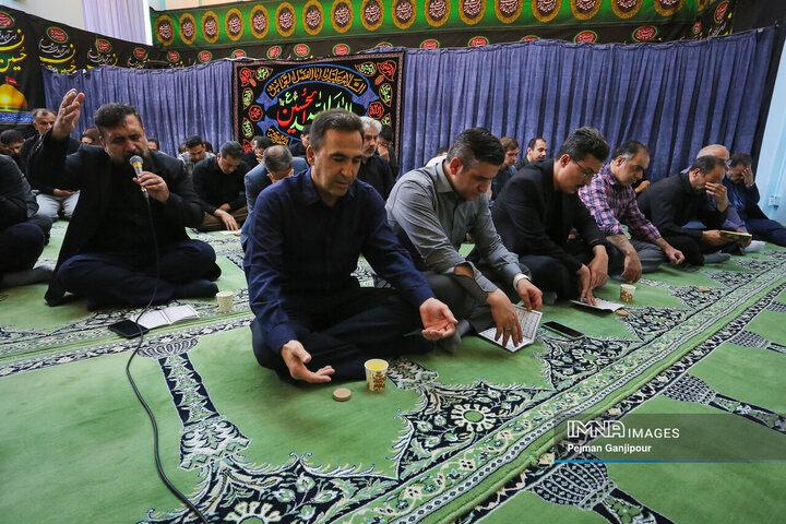 عزاداری دهه اول محرم در شهرداری مرکزی اصفهان